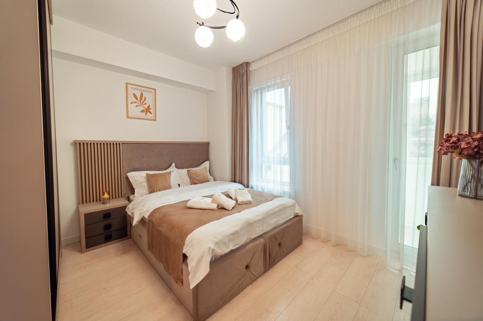 Palace Of Culture Dream Apartments And Studios Iasi Exteriör bild